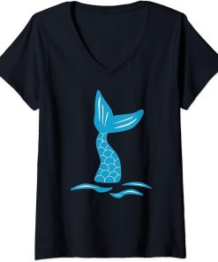 Womens Whale Orca Tail In Waves Design Amazing Orca V-Neck T-Shirt